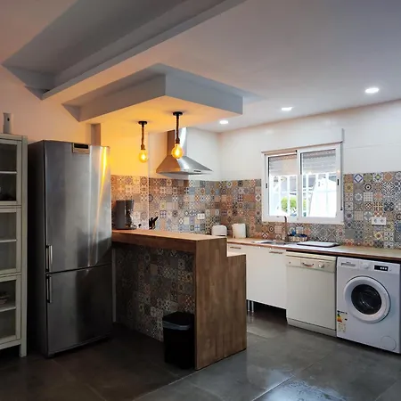 De Lujo Playa Deveses * デニア