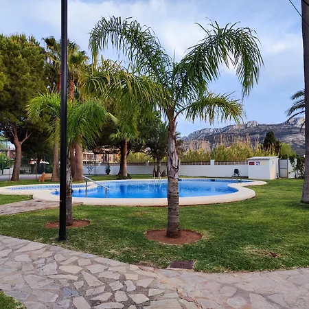 De Lujo Playa Deveses דירה *