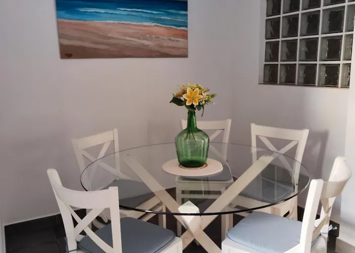 De Lujo Playa Deveses