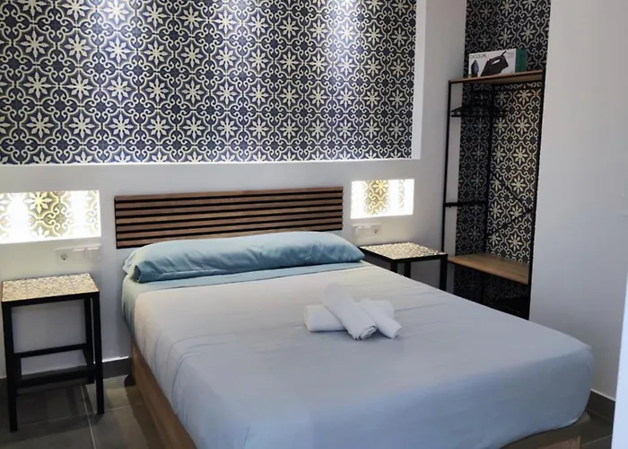 De Lujo Playa Deveses * דניה